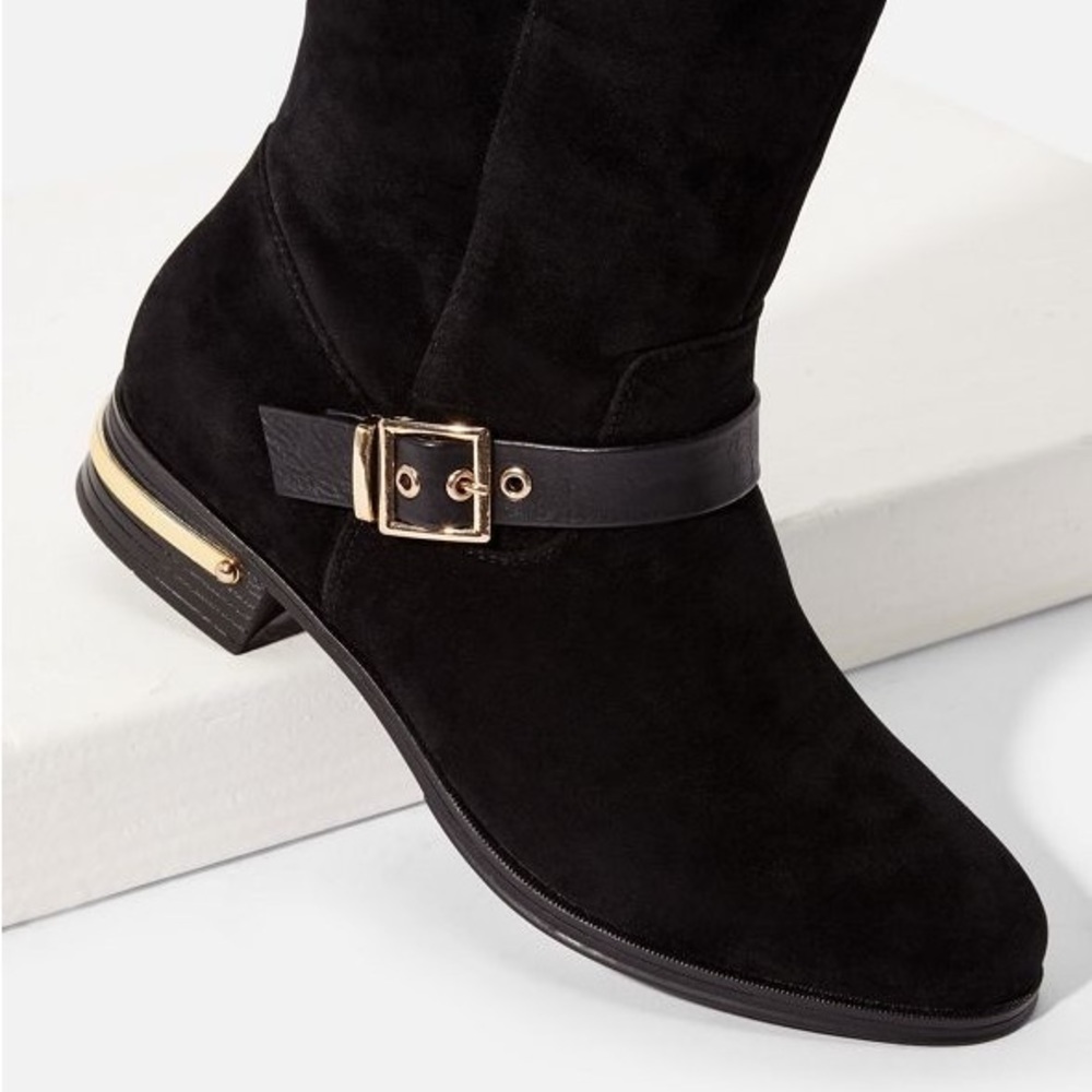 JustFab Boots - Picture 13 of 14